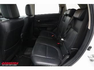 Mitsubishi Outlander 2.0 PHEV Instyle 4WD Schuifdak Leder Cruise Camera SHZ AHK picture 12
