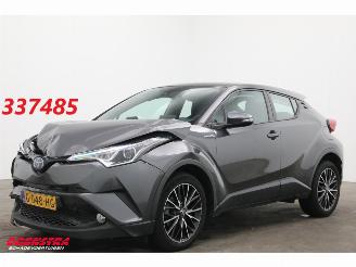 damaged passenger cars Toyota C-HR 1.8 Hybrid Active Navi Clima Cruise Camera PDC AHK 2019/9