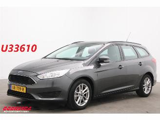 Unfallwagen Ford Focus 1.0 Trend Navi Airco Cruise PDC 2017/2