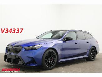 Vaurioauto  passenger cars BMW M5 Touring Pano B&W HUD 360° ACC Ventilatie AHK 2025