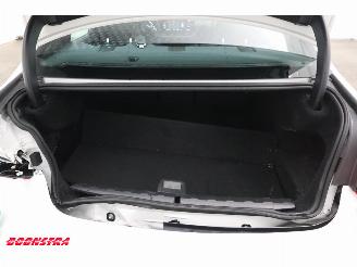 BMW 3-serie 330e M-Sport Schuifdak Leder LED Navi Clima Cruise Camera SHZ picture 27