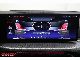 BMW 3-serie 330e M-Sport Schuifdak Leder LED Navi Clima Cruise Camera SHZ picture 21