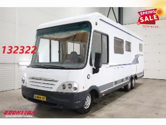 Damaged car Niesmann+Bischoff  Flair 2.8 JTD Solar TV Hefbed Dwarsbed Leder AHK 2004/7