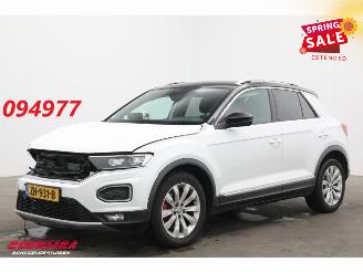 damaged passenger cars Volkswagen T-Roc 1.5 TSI DSG Sport LED ACC Virtual Camera SHZ 2018/7