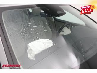 Volvo V-60 2.0 B3 Momentum Advantage LED ACC Leder Apple/Android LRHZ AHK picture 6