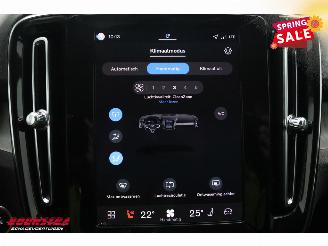 Volvo XC40 2.0 B3 Core LED Leder Apple/Android Camera SHZ LRHZ 9.766 km! picture 25
