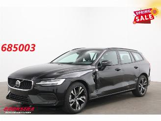 skadebil auto Volvo V-60 B4 Core LED ACC Leder Apple/Android Camera LRHZ SHZ 2.234 km! 2025/12