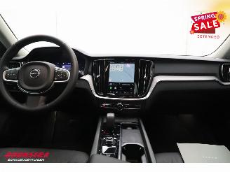 Volvo V-60 B4 Core LED ACC Leder Apple/Android Camera LRHZ SHZ 2.234 km! picture 16