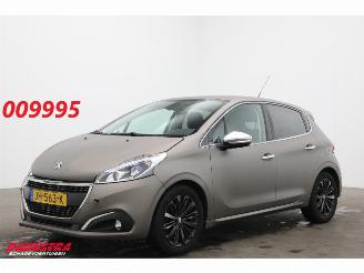 Vaurioauto  passenger cars Peugeot 208 1.2 PureTech Allure 5-DRS Bluetooth Clima Cruise 97.956 km! 2016/3