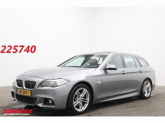 Unfallwagen BMW 5-serie Touring 520i Aut. M-Sport Pano Leder Memory SHZ Orig. NL 151.381 km! 2015/4