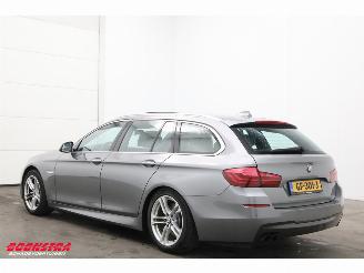 BMW 5-serie Touring 520i Aut. M-Sport Pano Leder Memory SHZ Orig. NL 151.381 km! picture 4