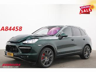 Vaurioauto  passenger cars Porsche Cayenne 4.8 Turbo 500 PK PASM Bose Ventilatie AHK 2012/5