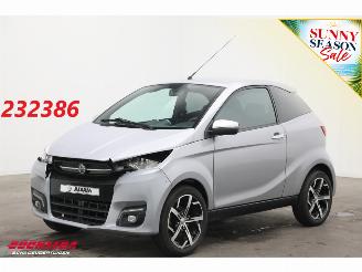 dañado coche sin carnet Aixam  E Coupe Elektrisch Premium Moped Leder Bluetooth Camera 2021/11