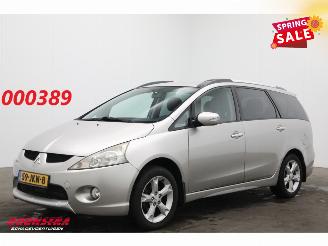 skadebil auto Mitsubishi Grandis 2.4-16V InSport Dealeronderhouden Navi Clima Cruise PDC AHK 2009/6