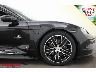 Porsche Taycan 89 kWh LED ACC Sport Chrono Bose Camera SHZ picture 13