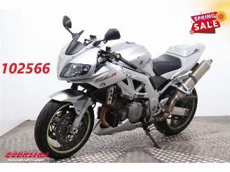 skadebil motor Suzuki SV 1000 S Arrow 36.404 km! 2004/3