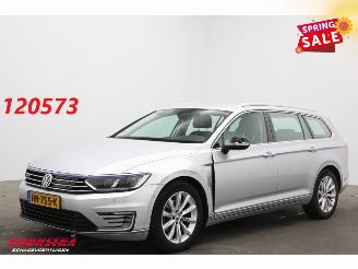 skadebil auto Volkswagen Passat Variant Variant 1.4 TSI GTE Highline LED ACC ErgoComf. Navi Clima Camera SHZ 2015/12