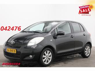 Käytettyjen passenger cars Toyota Yaris 1.3 VVTi Executive 5-DRS Clima PDC AHK 178.940 km! 2009/6