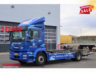 skadebil vrachtwagen MAN  1820 Electric Full Air Dhollandia 120.310 km! 2016/6