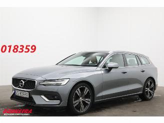 krockskadad bil auto Volvo V-60 2.0 T5 Momentum Leder Cruise SHZ AHK 2018/10