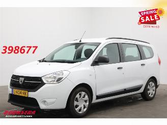 krockskadad bil auto Dacia Lodgy 1.3 TCe Essential 5p. Airco Cruise Camera PDC AHK 97.991 km! 2021/5
