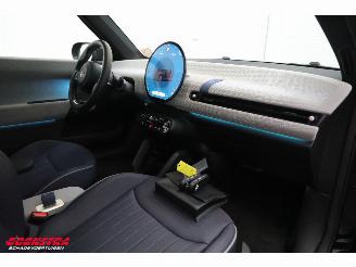 Mini Cooper SE Favoured M 54.2 kWh Pano LED ACC Leder Camera SHZ 2.035 km! picture 14