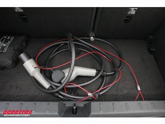 Mini Cooper SE Favoured M 54.2 kWh Pano LED ACC Leder Camera SHZ 2.035 km! picture 30