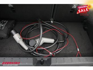 Mini Cooper SE Favoured M 54.2 kWh Pano LED ACC Leder Camera SHZ 2.035 km! picture 30