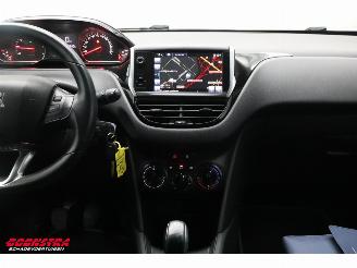 Peugeot 208 1.2 VTi Style 5-DRS Navi Airco Bluetooth Cruise AHK 162.109 km! picture 15