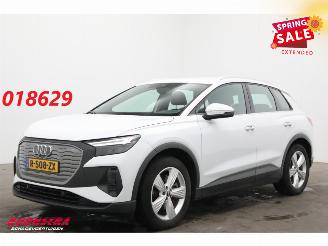 krockskadad bil auto Audi Q4 40 Edition 77 kWh Fahrbereit LED ACC Virtual SHZ 2022/12
