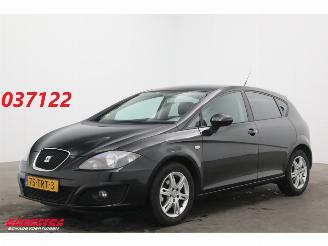 skadebil auto Seat Leon 1.6 TDI Ecomotive COPA Leder Navi Clima Cruise SHZ PDC AHK 2012/3