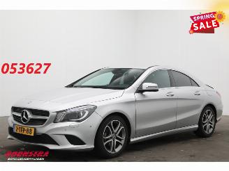 Coche accidentado Mercedes Cla-klasse 180 BlueEFF. Ambition BiXenon Navi Airco Cruise AHK 2014/1