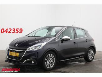 Unfallwagen Peugeot 208 1.2 PT BlueLease Allure Navi Clima Cruise PDC Apple/Android 2019/5