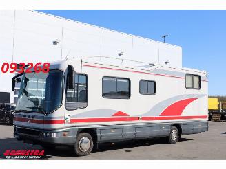krockskadad bil camper   L 200 Clouliner Garage TV Douche Vaatwasser Leder AHK 1994/11