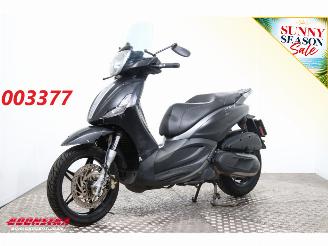 skadebil motor Piaggio VFR 800 350 Beverly Sport ABS 2017/3