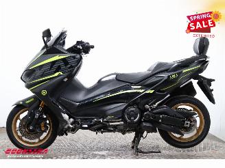 Yamaha  T-Max 560 LED ABS Akrapovic Cruise picture 5