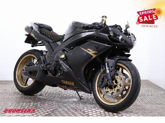 Yamaha  YZF-R1 Akrapovic picture 2