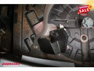 Nissan Qashqai 1.3 DIG-T Visia 360° Navi Clima Cruise PDC AHK 89.663 km! picture 9