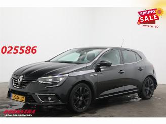 Schadeauto Renault Mégane 1.3 TCe Bose LED HUD Navi Clima Cruise Camera PDC 2019/12