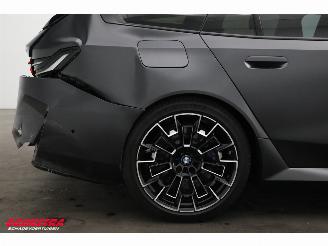 BMW M5 Touring Pano HUD B&W 360° ACC picture 7