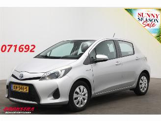 Avarii autoturisme Toyota Yaris 1.5 Full Hybrid Aut. Aspiration Clima Cruise Camera 2013/10