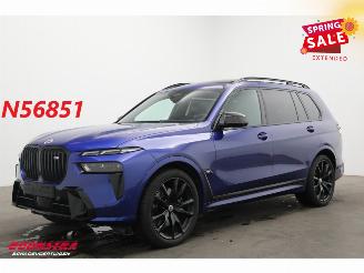 krockskadad bil auto BMW X7 M60i xDrive 7-Pers. Pano LED ACC B&W HUD 360° Ventilatie Lucht AHK 2022/10