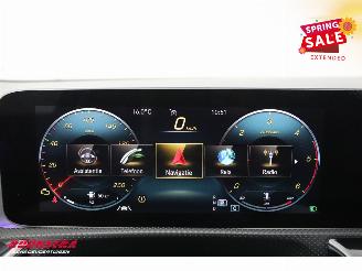 Mercedes A-klasse 180 d Launch Edition 7G-Tronic AMG Pano LED Memory Camera SHZ picture 20