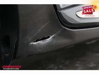 Renault Clio Estate 1.5 dCi ECO Limited Navi Airco Cruise PDC AHK picture 8