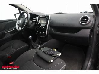 Renault Clio Estate 1.5 dCi ECO Limited Navi Airco Cruise PDC AHK picture 10
