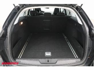 Peugeot 308 SW 1.6 BlueHDI Aut. Allure Pano Navi Clima Cruise PDC AHK picture 29