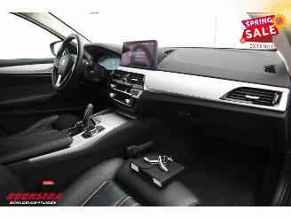 BMW 5-serie Touring 520e High Executive LED Leder Memory Navi Clima Cruise SHZ picture 6