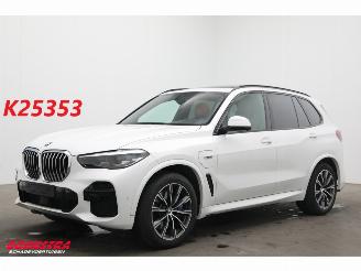 skadebil auto BMW X5 xDrive45e M-Sport Pano LED ACC Lucht Memory Camera AHK 2022/2