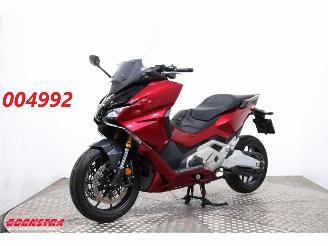 škoda osobní automobily Honda  Forza 750 Forza 750 ABS DCT 9.215 km! 2021/5
