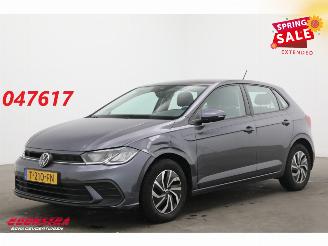 skadebil auto Volkswagen Polo 1.0 TSI Life Virtual ACC Apple/Android Airco 2023/6